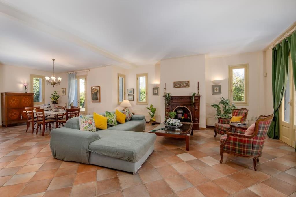 Villa Elmar Aegina Esterno foto