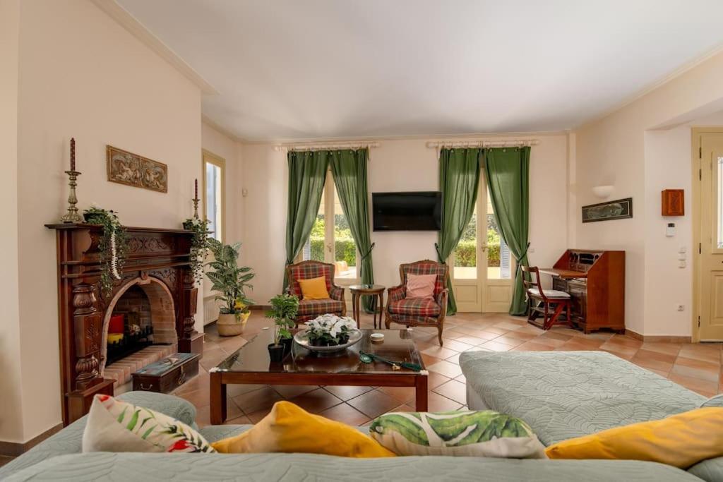 Villa Elmar Aegina Esterno foto